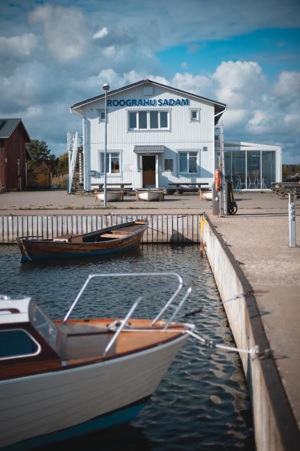 Roograhu Guesthouse&Resto Hiiessaare Zewnętrze zdjęcie